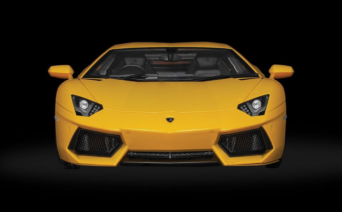 Pocher Lamborghini Aventador LP 700-4 Giallo Orion