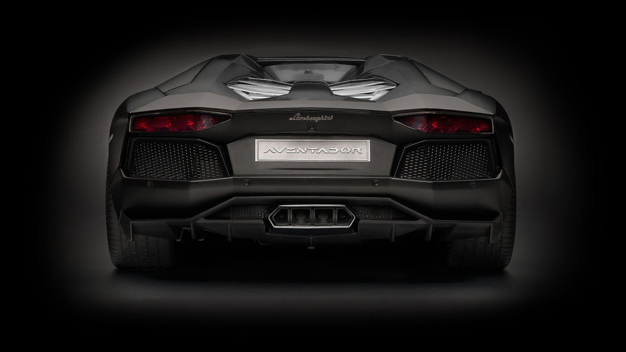 Pocher Lamborghini Aventador LP700-4 Roadster Nero Nemesis