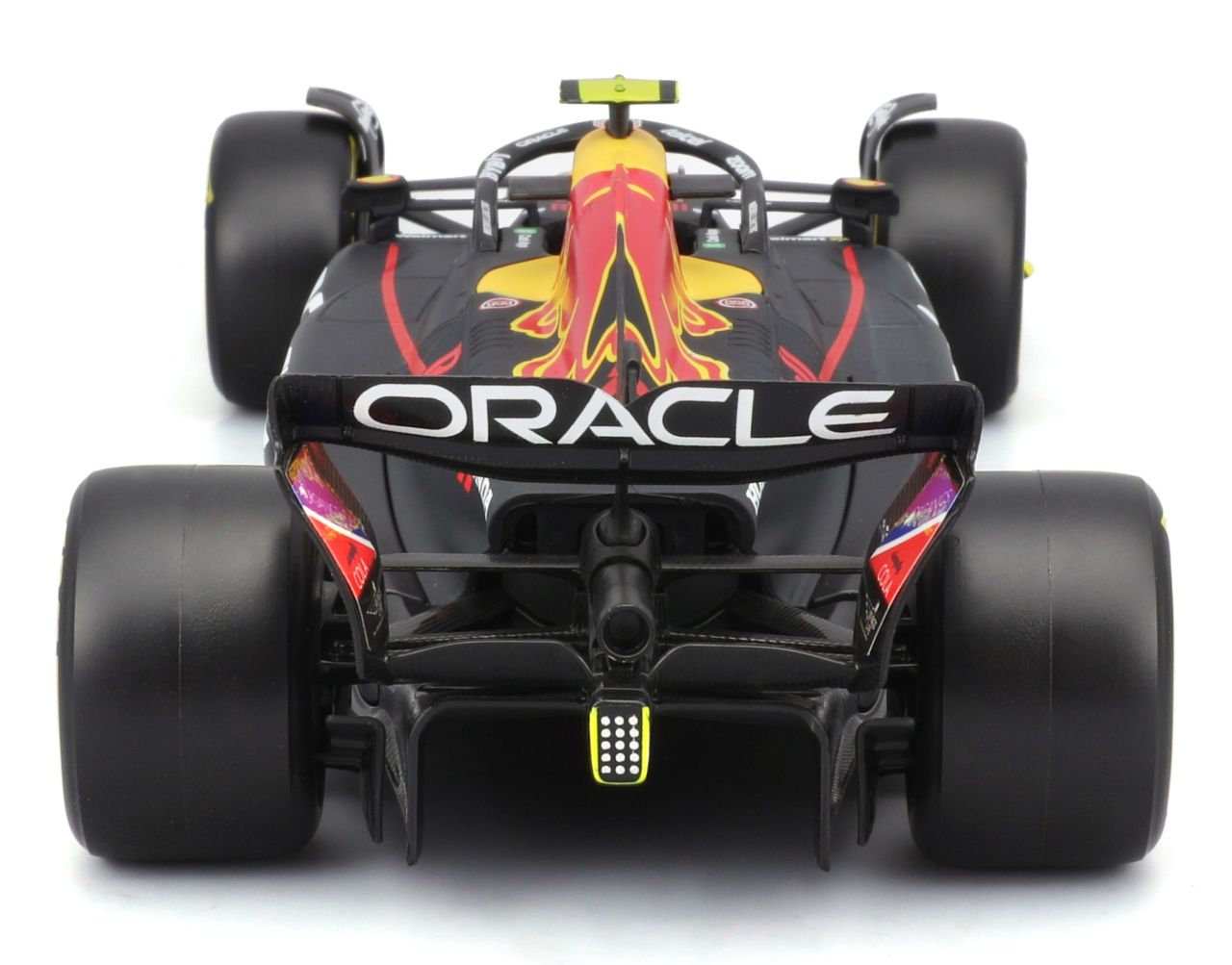 Red Bull F1 RB19 mit Figur 1/24 Pérez 2023 - RCXX - RC Racing Shop | RC Models | Tuning & Spare Parts for Professionals