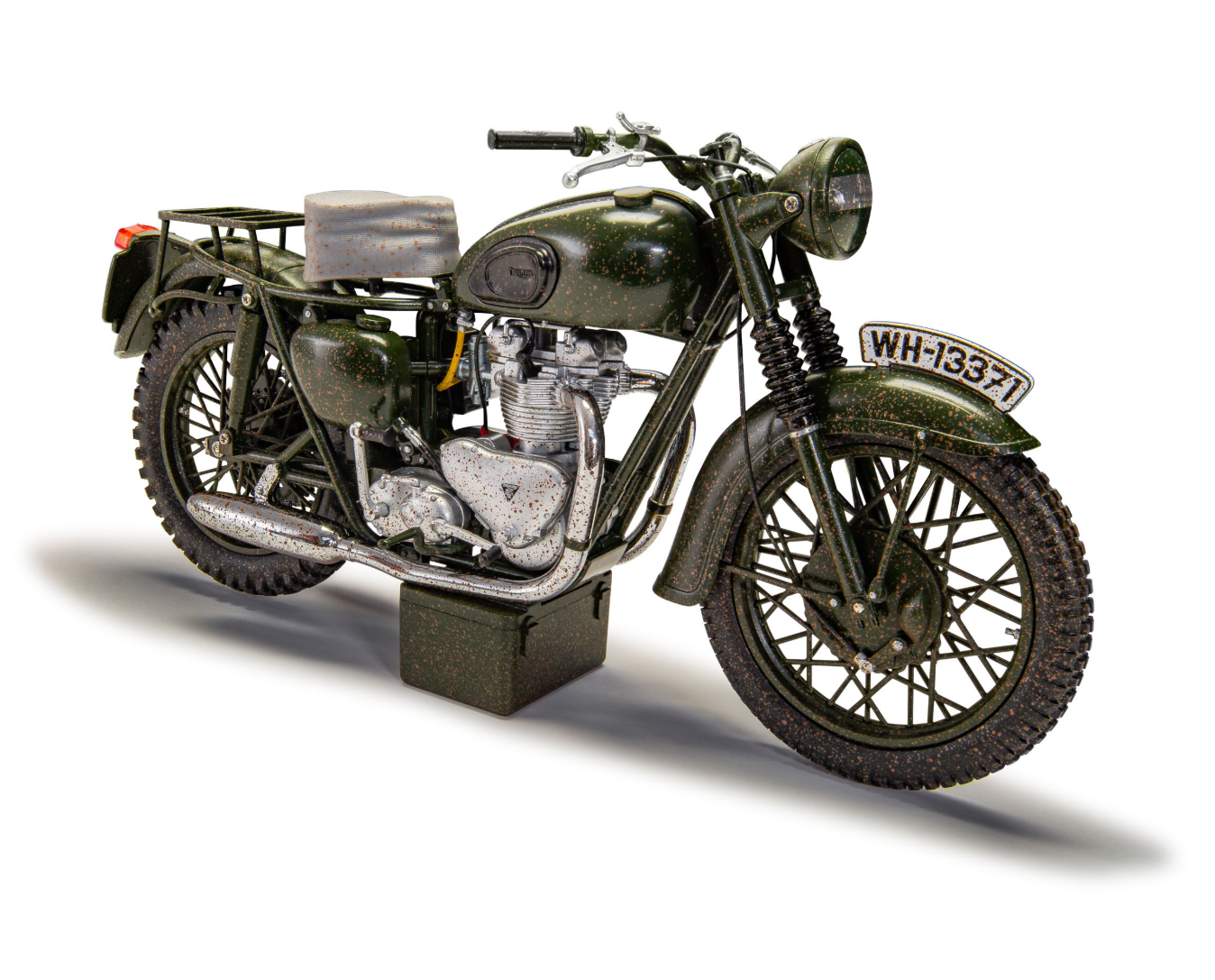 The Great Escape Triumph TR6 Trophy Motorcycle (Weathered) - 1:12 Scale - CC08501