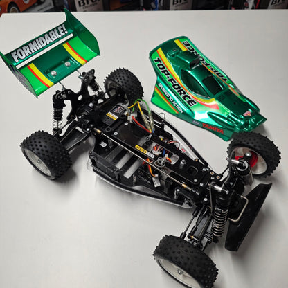 PRE OWNED TAMIYA Topforce + Tuningteile