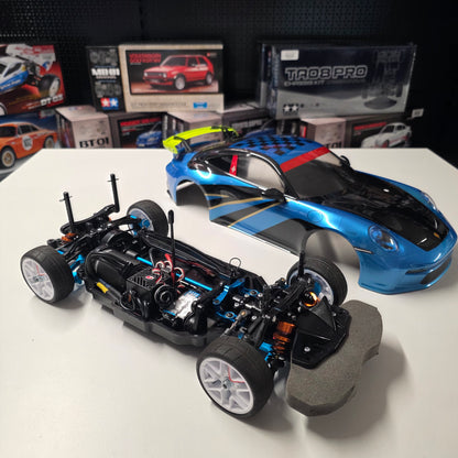 PRE OWNED Tamiya TT-02 + Robitronic Razer ten G2 Brushless Combo 60A 3652 3000kV + Yeah Racing Servo